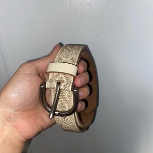 AEO Belt